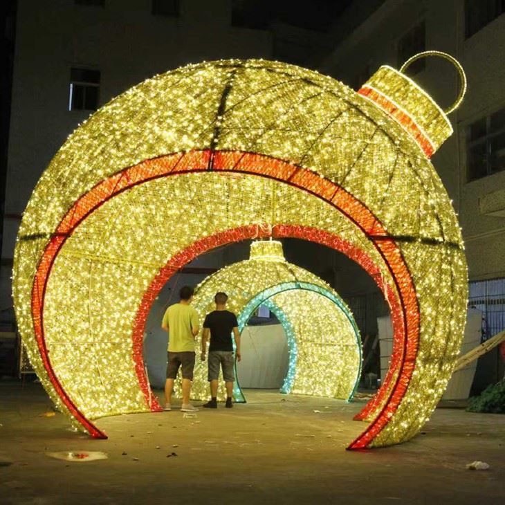 large indoor christmas decorations large indoor christmas decorations