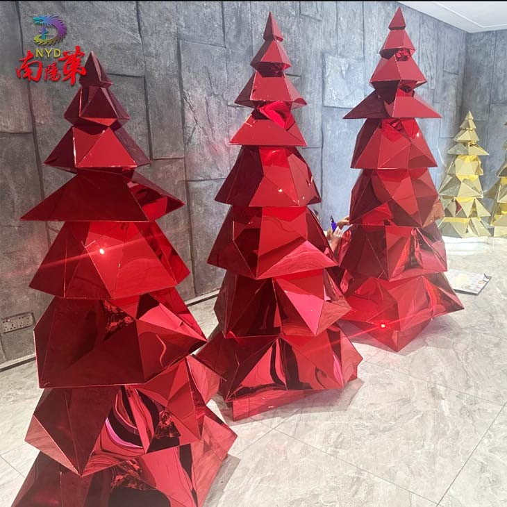 Giant Commercial Christmas Tree Giant Commercial Christmas Tree