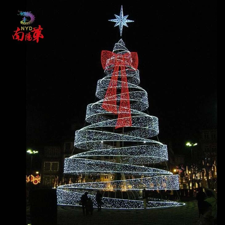 Large Spiral Christmas Tree Outdoor